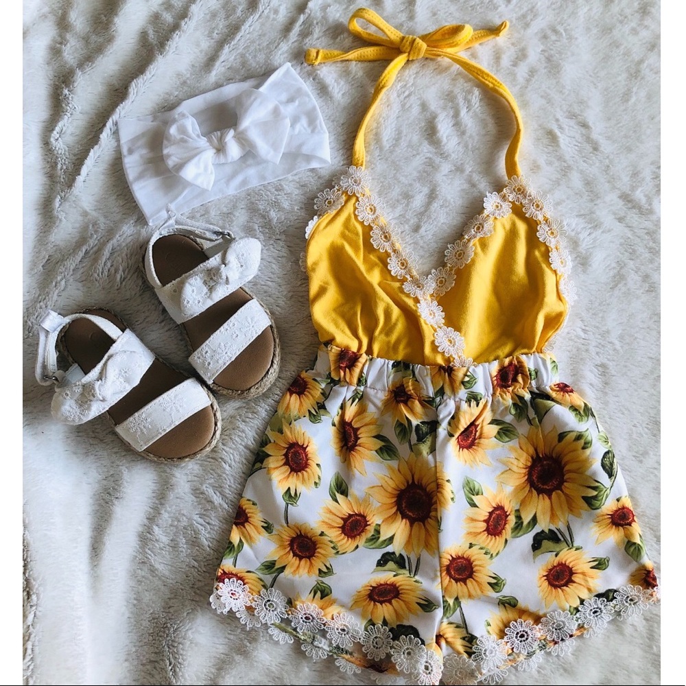 SOLD 💗Sunny Sunflower Baby Romper 🌻